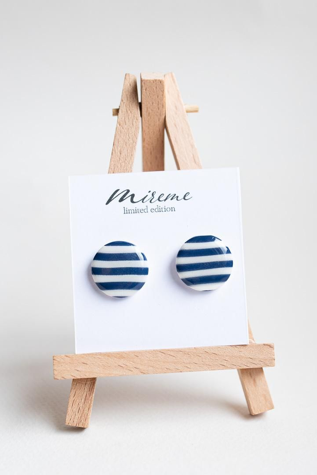 Limited Edition round studs