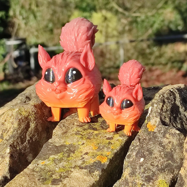 Squirrel, 3D Printed Articulated Squirrel – Poseable &amp; Fun Desk Toy
