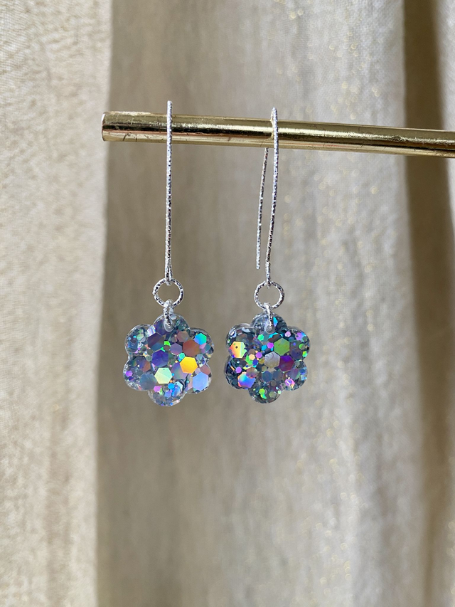 BO fleurs simples longues mini - chunky argent