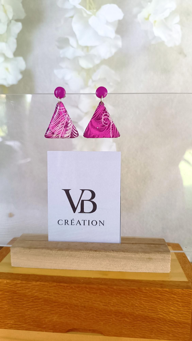 Triangles fushia à motif