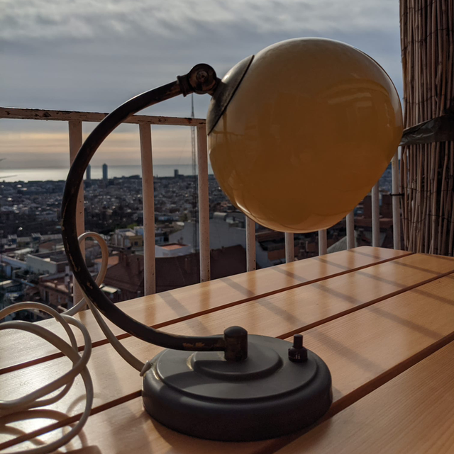 lampe de bureau forme boule