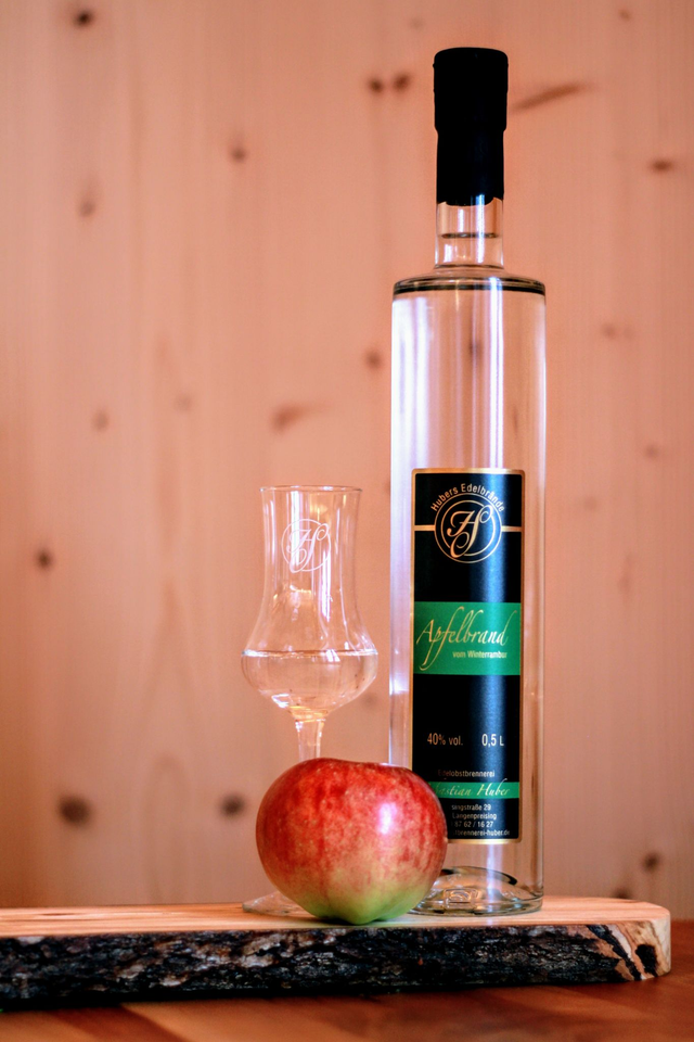 Apfelbrand 40% vol. (Winterrambur)