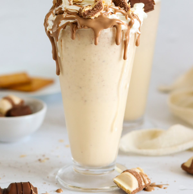 Kinder Bueno Hot chocolate