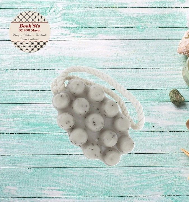 Savon de massage " Graines de kiwi "