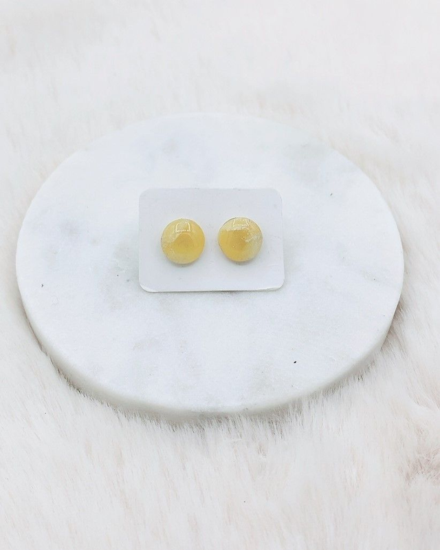 Puces d'Oreilles Jaune