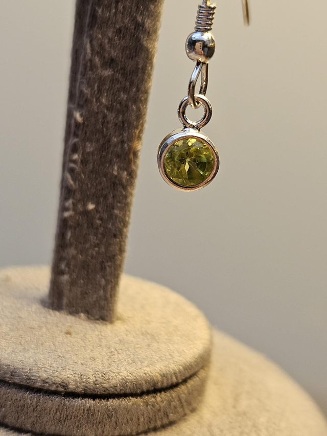 Peridot cubic zirconia sterling silver hooks 