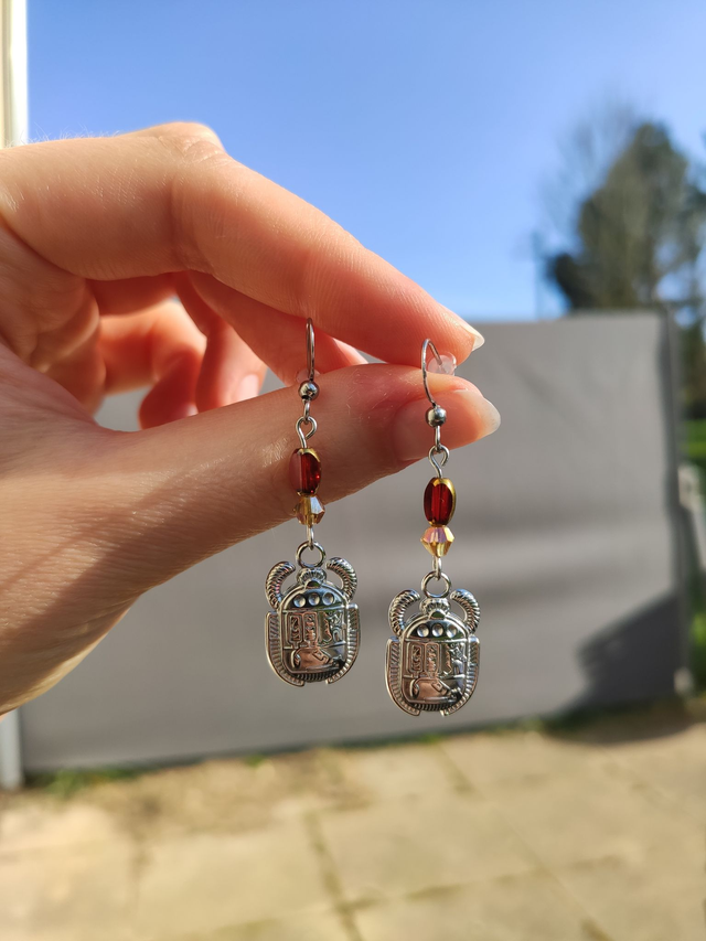 Boucles d&#039;oreilles pendantes scarabée argent