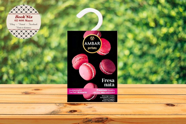 Sachet pour armoire " Fraise chantilly "