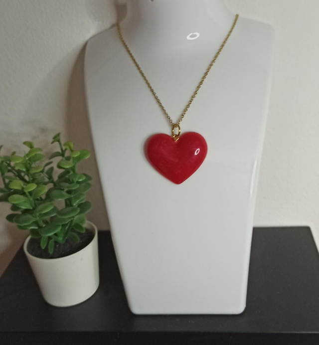Pendentif coeur rouge CO036
