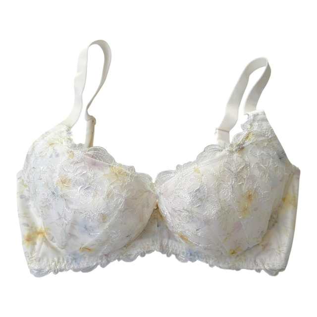 Cream Embroidered Japanese Bra UK 38C