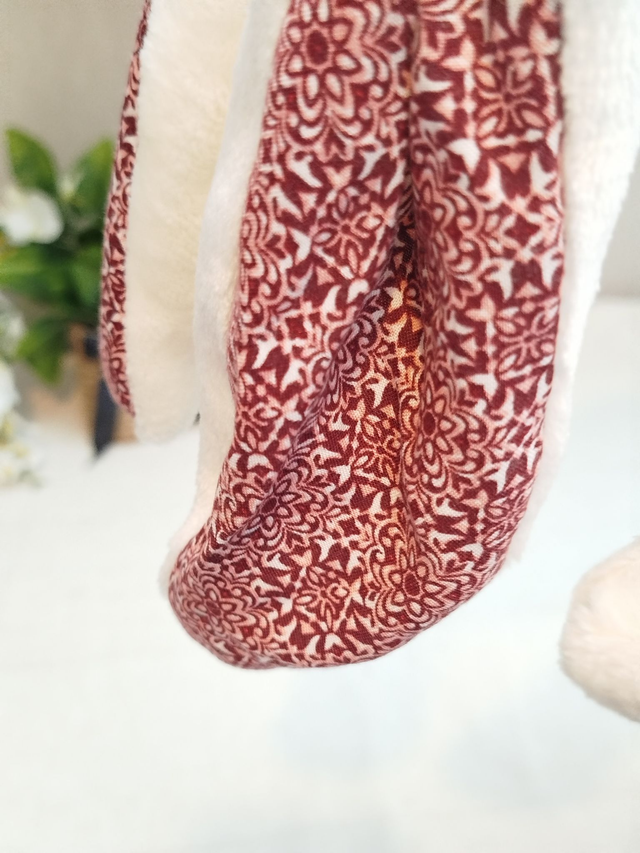 Peluche lapin motif 2