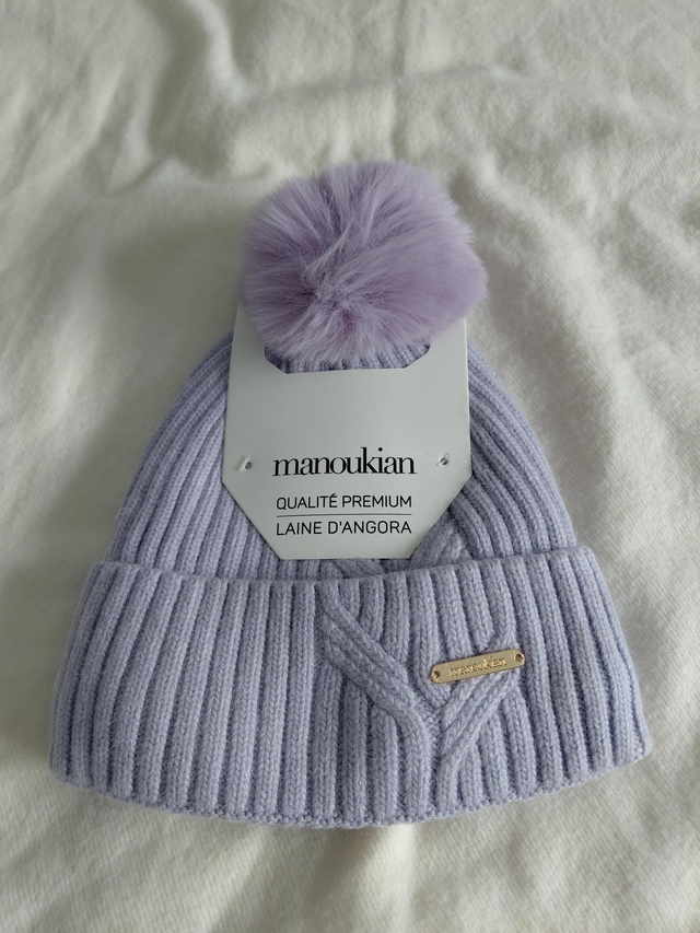 Bonnet Manoukian couleur violet modèle avec ponpon 