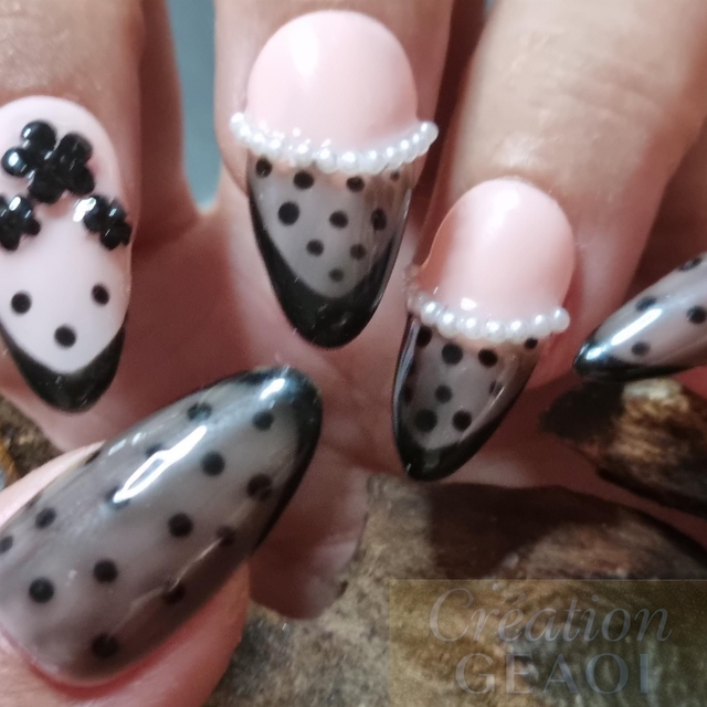 French Petit pois Résille little Amande S sur commande délai de 7jours ouvrable