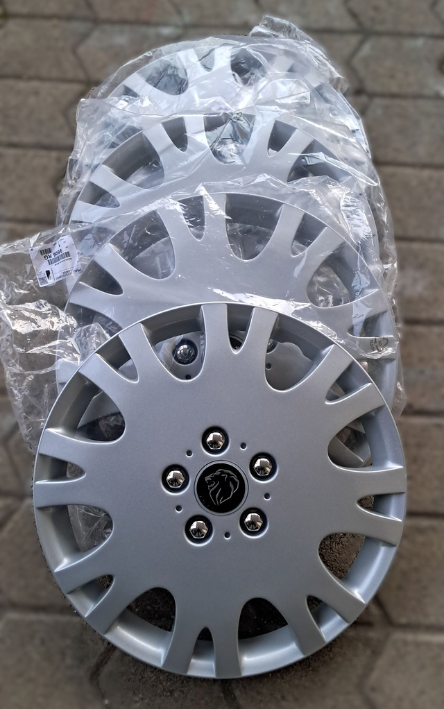 4 Enjoliveurs Peugeot 2008/508/308/208/407 modèle Prestige 16&quot; Neuf 