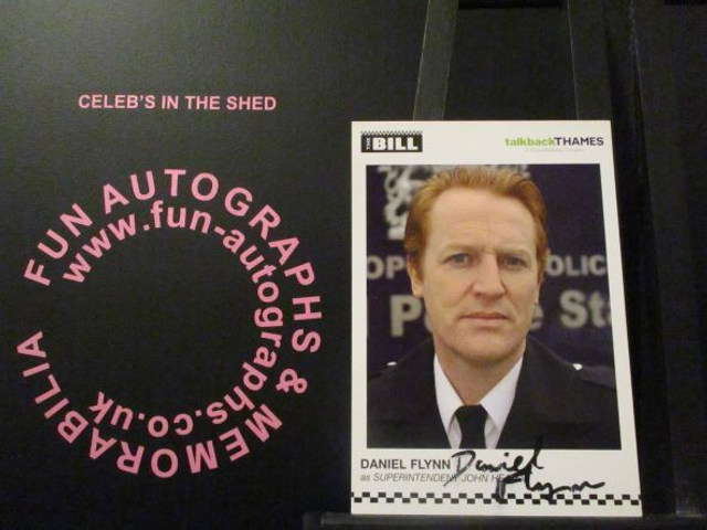 Daniel Flynn (Supertendent John Heat) Authentic Autographed The Bill 6x4 Cast Card (SEE PIC)