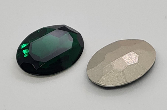 Fancy Oval K9, Emerald Green, 30x20mm