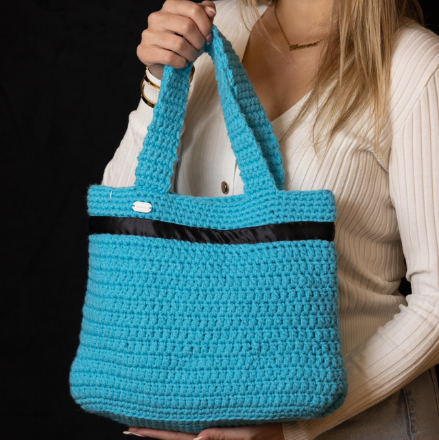 SAC À MAIN AU CROCHET BLEU 