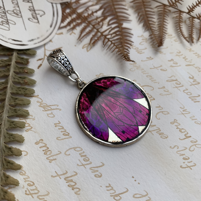 Pendentif fée-éthique médaillon 