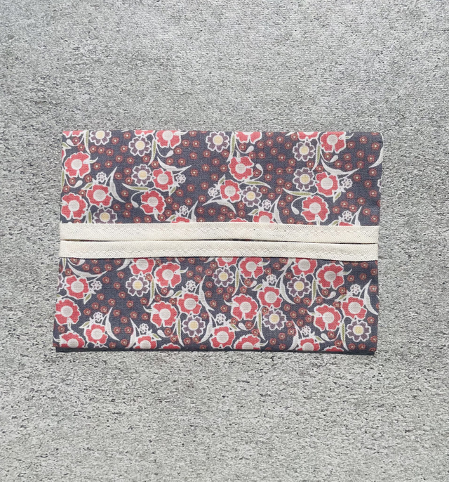 Étui mouchoirs Petit Format