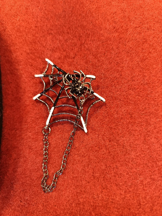 Broche araignée 