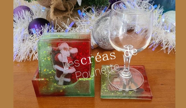 Lot de 6 dessous de verre carrés et leur support