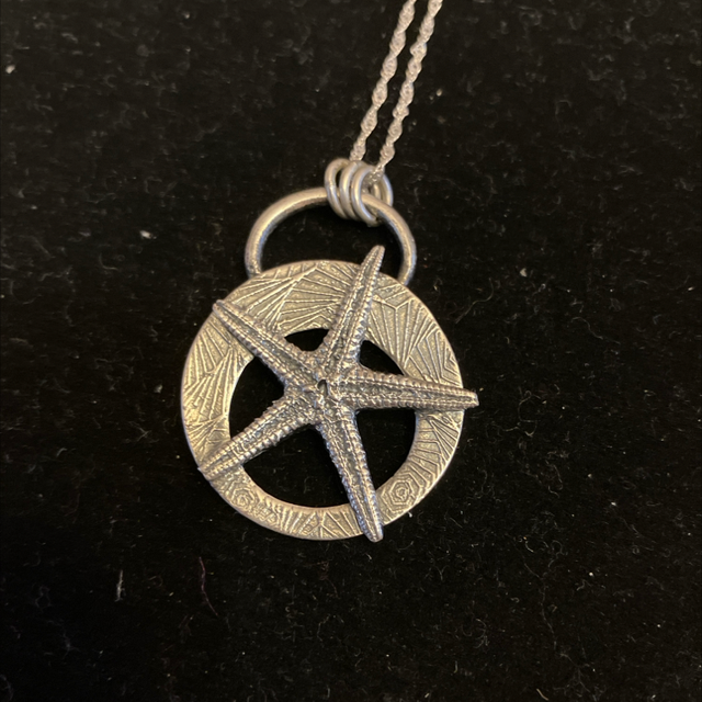 Starfish pendant 