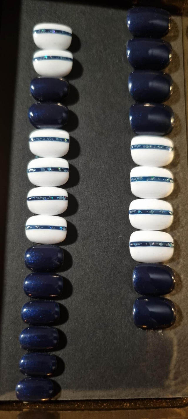 Blue Dreams line little carré xs