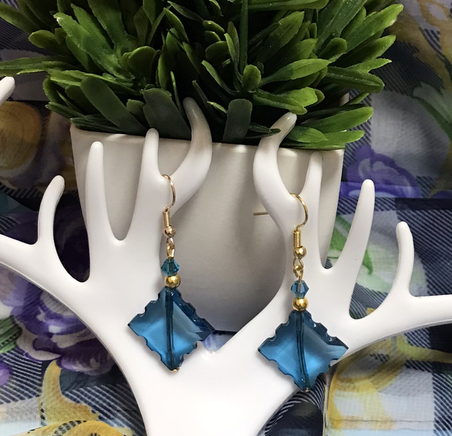Blue Dangling Earrings - BLDE27
