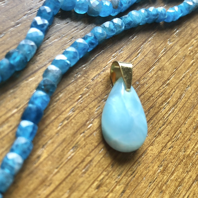Pendentif Larimar AA