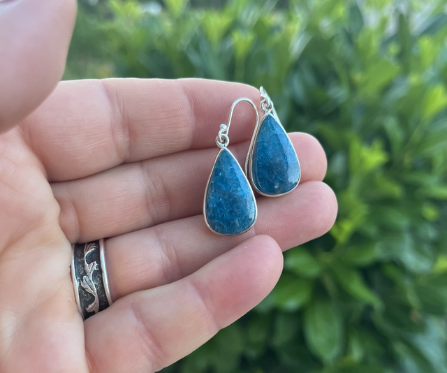 Boucles d’oreilles en Apatite de qualité sublime
