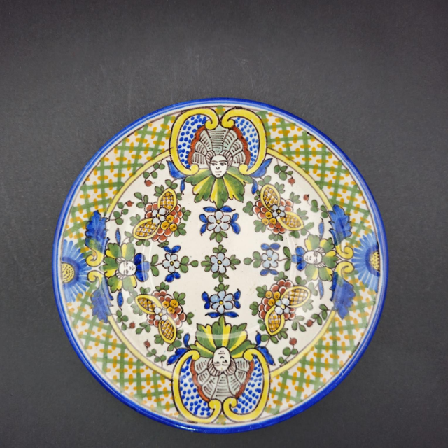 Assiette faïence de Nevers début XXe 