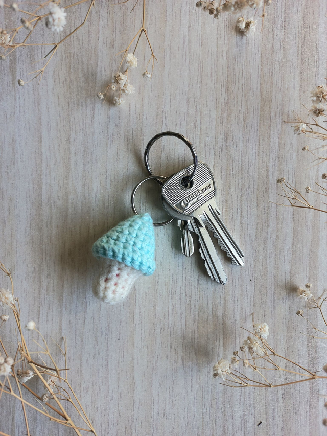 Glace Bubblegum – Porte-clef crocheté 