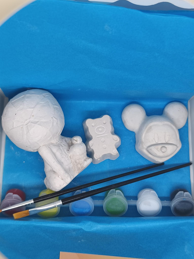 Plâtre a peindre petit lot 
