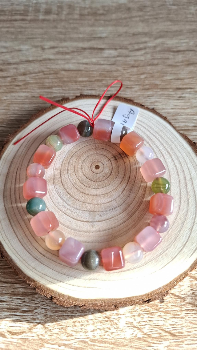 Candy Agate Crystal Beaded bracelet 