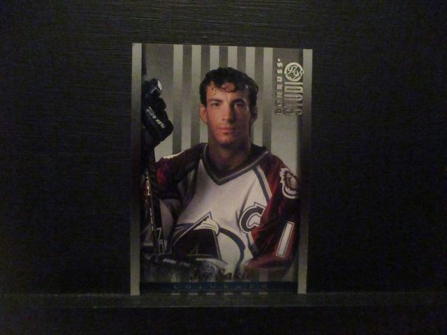 Joe Sakic - NFL 1997 Donruss Studio Ice Hockey Original Trading Card #23