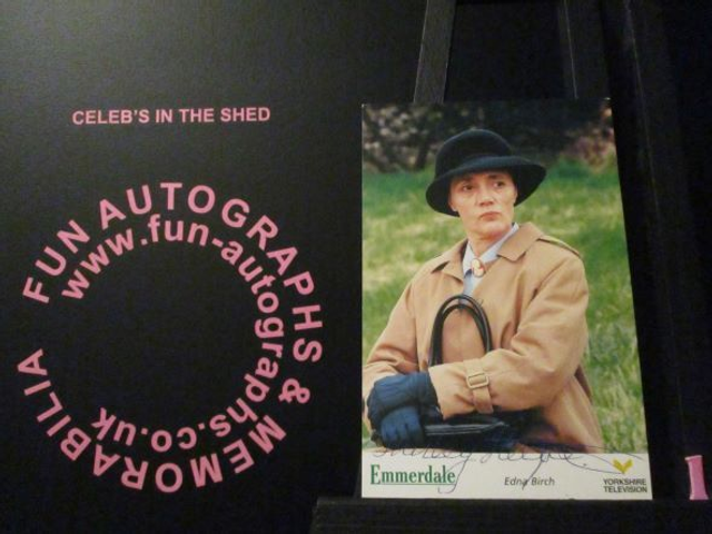 Shirley Stelfox (Edna Birch) Original Emmerdale Yorkshire Tv Logo Pre-Print Cast Card (1)