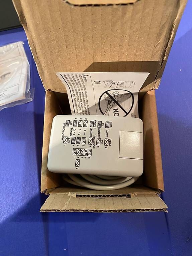 Johnson Controls VA-7452-9001-02