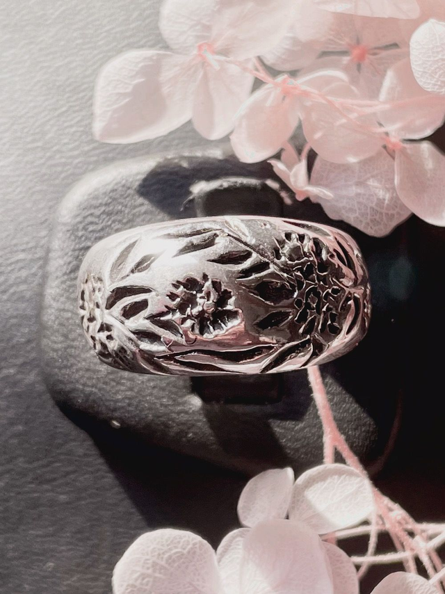 Bague Argent et farandole de fleurs