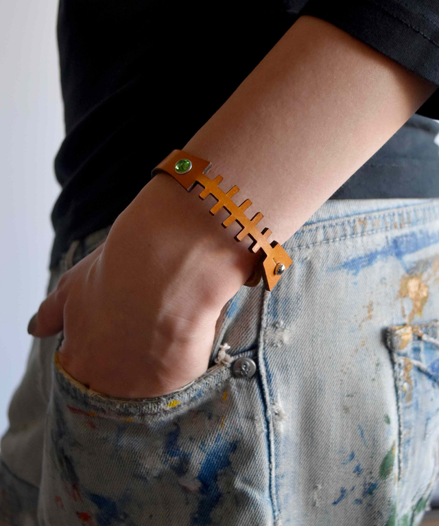 Yellow leather wristband "Lu"
