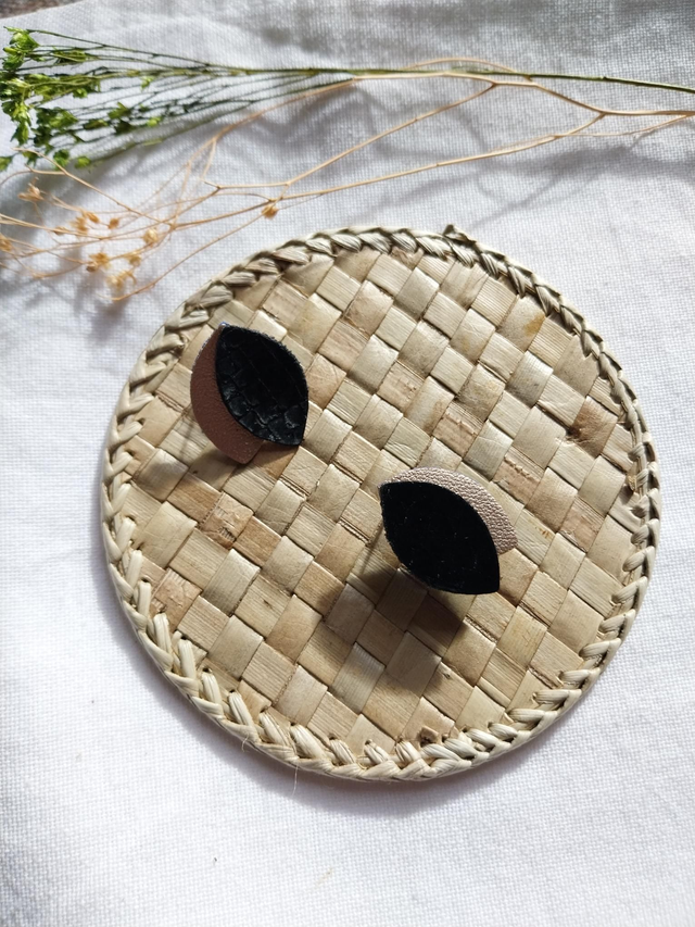 Boucles d'oreilles en matière végétale de céréales 