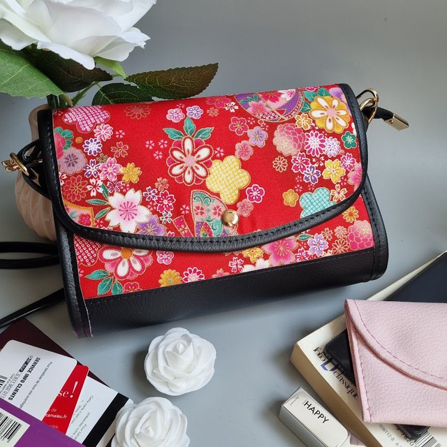 Mini-sac cartable &quot;Miya&quot; rouge doré &amp; simili cuir noir