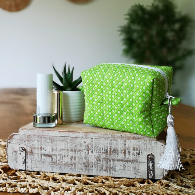 Cosmetic Bag Quilted - Sunday Picnic