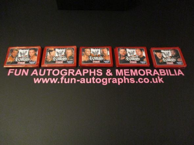 Wrestling - W Rivals (2009 Topps) Original Single Sticker Packet