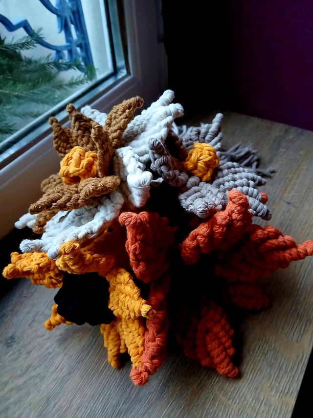 Bouquet de fleurs en macramé -décoration artisanale bohème