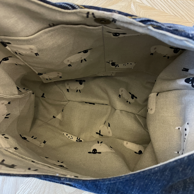Wastebanned hobo bag