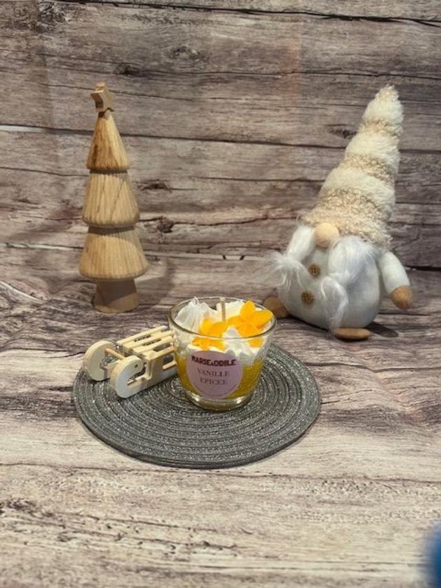 Bougie parfumée Vanille épicée - 100 grammes 