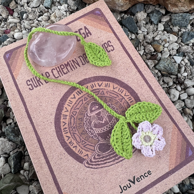 Marque page fleur quartz rose 