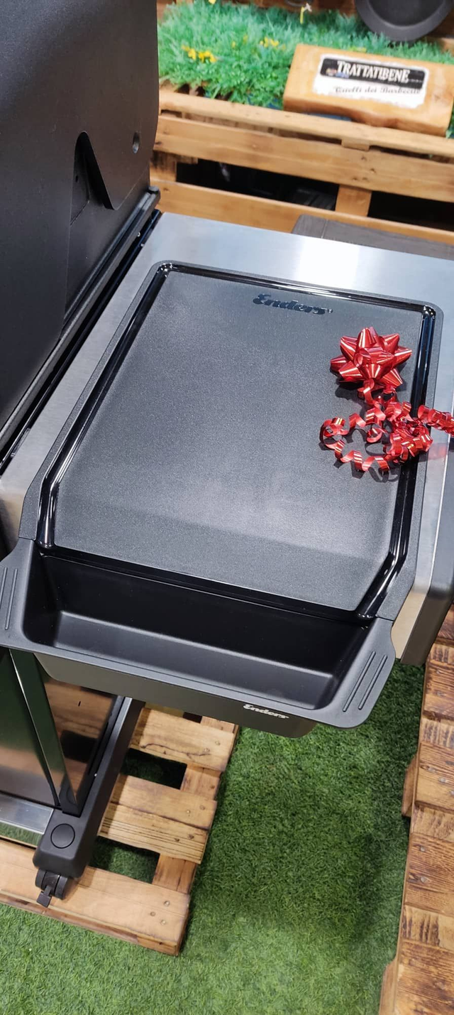 TAGLIERE MAGNETICO Universale