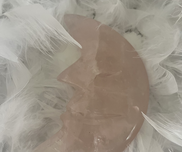 Lune quartz rose 225gr