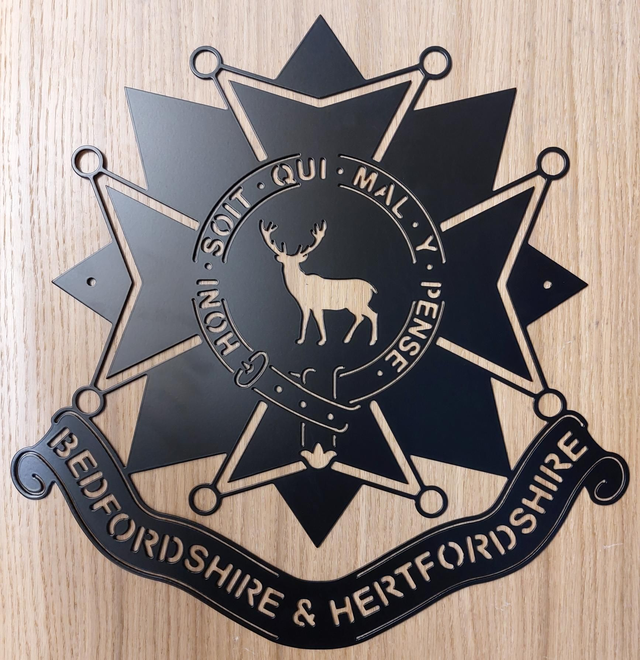 Bedfordshire &amp; Hertfordshire Regiment Badge 